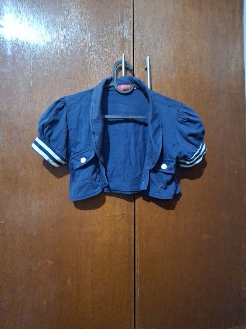 CD Jeans Blue Crop Jacket Size M (Category: Coats, Jackets and Outerwear) located in Quezon City. Submitted by 042361 (Listing ID 1464851933, Image 1). Description: - Brand/Model: CD Jeans Blue Crop Jacket - Size: Medium (tag inside) - Design details: Short sleeves with white and navy striped cuffs, front button accents on pockets, and structured collar neckline - Condition: Clean and ready to wear - Style: Great layering piece for casual outfits