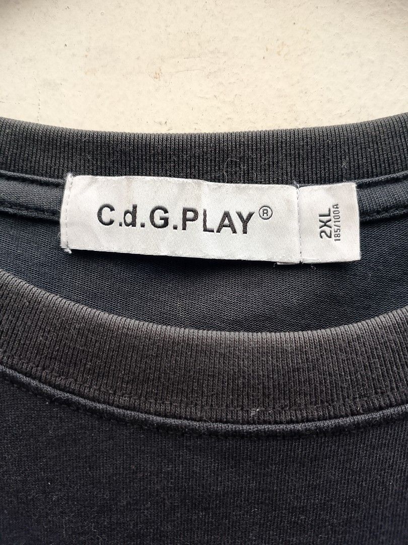 CDG PLAY (Category: Tshirts & Polo Shirts ) located in Subic. Submitted by stealo (Listing ID 1464798558, Image 3). Description: CDG PLAY XL (24/31) Very good 200 J&T Gcash Olongapo City.