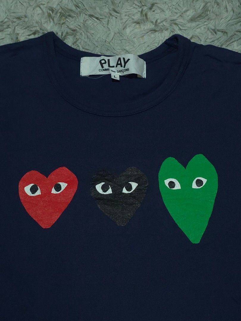 CDG PLAY (Category: Tshirts & Polo Shirts ) located in Abulug. Submitted by humanwhosellthings (Listing ID 1464896684, Image 2). Description: CDG PLÀŸ ✅️Size: Large on tag fit to Medium ✅️Dimes: 19.5W x 28L ✅Condition: Excellent ✅Issue: None,minimal hairline sa banda mata lang ✅Color Rate: 9.8/10.