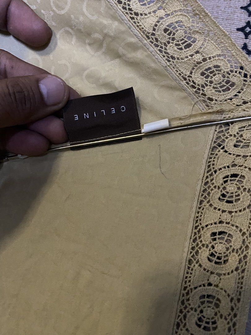 Celine umbrella authentic vintage (Category: Luxury Accessories) located in Caloocan City. Submitted by luxurymurayta888 (Listing ID 1464855761, Image 3). Description: foldable.