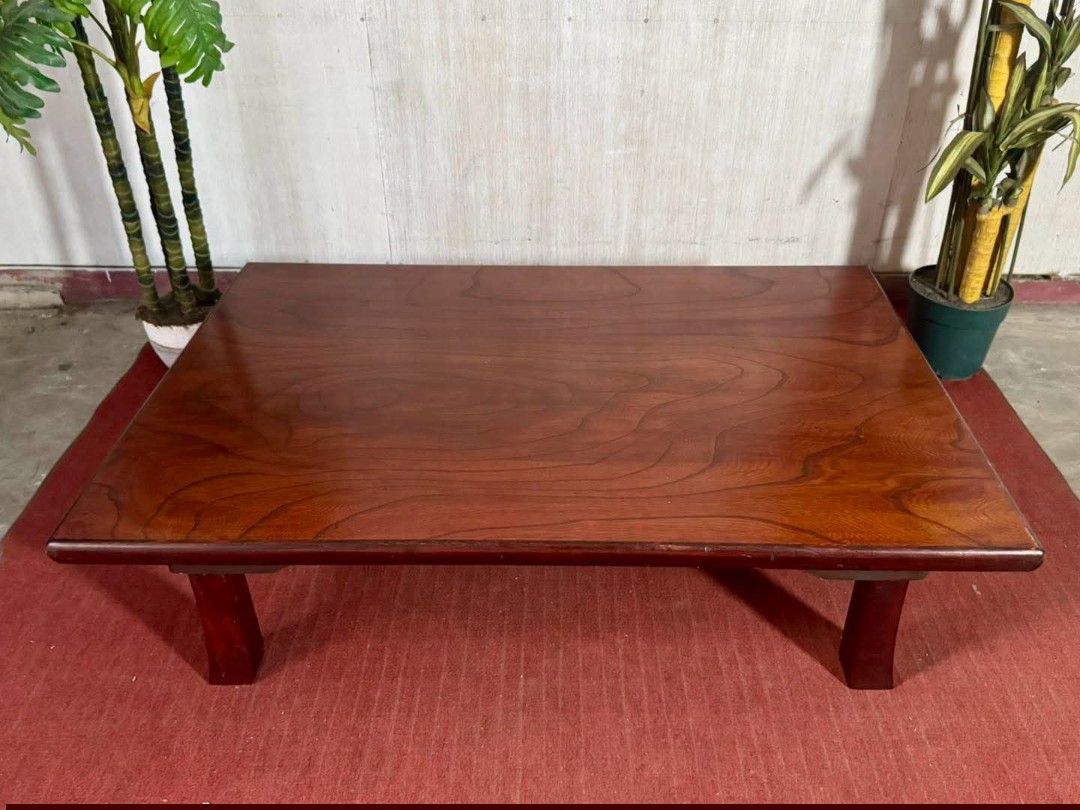 Center Table (Category: Tables & Sets) located in Meycauayan. Submitted by marygracecasimiro (Listing ID 1464826222, Image 2). Description: Solid Wood Center Table Folding Legs 48”L x 33”W x 18”H Php 3,500🩷.