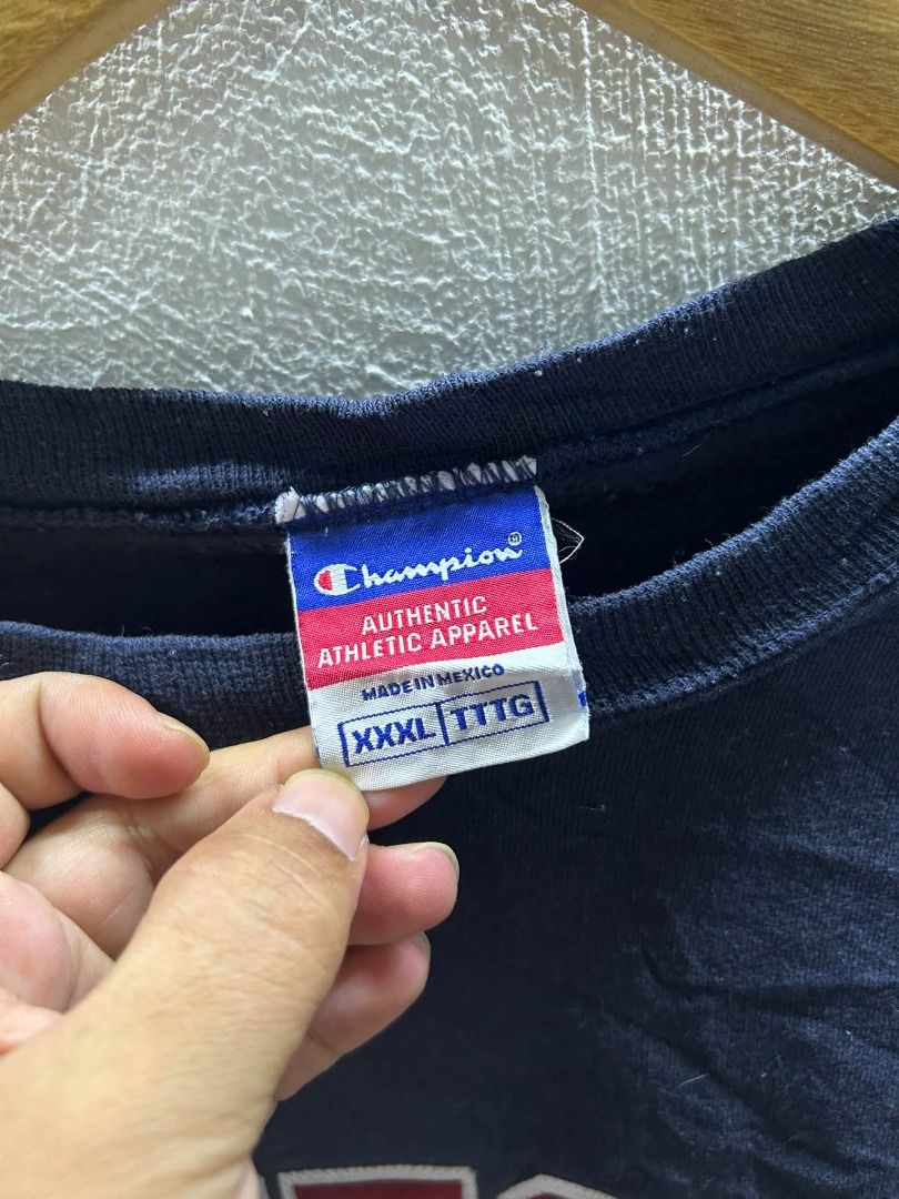 CHAMPION (Category: Coats, Jackets and Outerwear) located in Caloocan City. Submitted by j3ngsanity (Listing ID 1464898693, Image 3). Description: ISSUE : BLEACH STAIN.