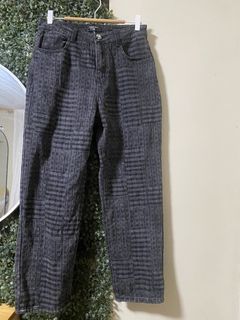 (Category: ) located in . Submitted by avathriftedcloset (Listing ID 1464884632, Image 1). Description: .