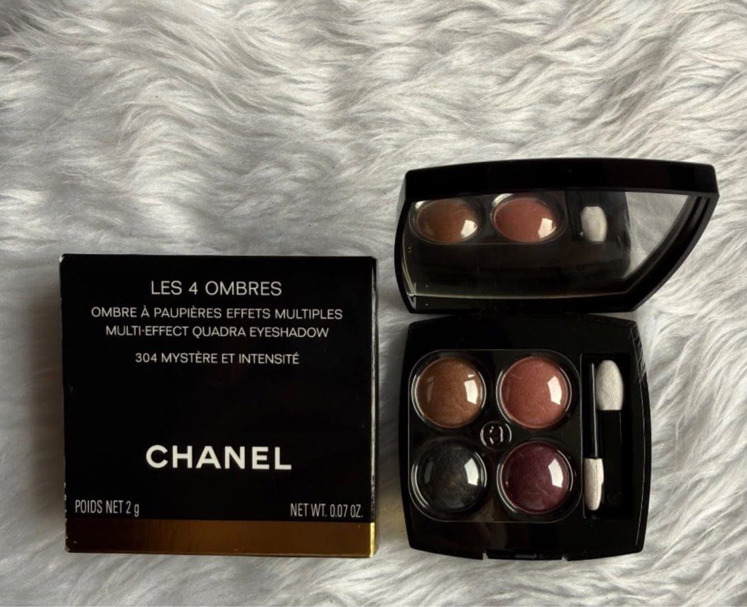 Chanel Eye Shadow Palette (Category: Makeup) located in Quezon City. Submitted by liezl.marie (Listing ID 1464843504, Image 1). Description: Ch@n€l Les 4 Ombres Multi-Effect Quadra Eyeshadow palette. 3500 Open for layaway. Disclaimer: We are not affiliated, associated, authorized, endorsed by or in any way officially connected with any other company or luxury brand. All copyrights are reserved to the original brand..
