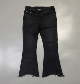 (Category: ) located in . Submitted by suecyyythrift (Listing ID 1464909099, Image 1). Description: .