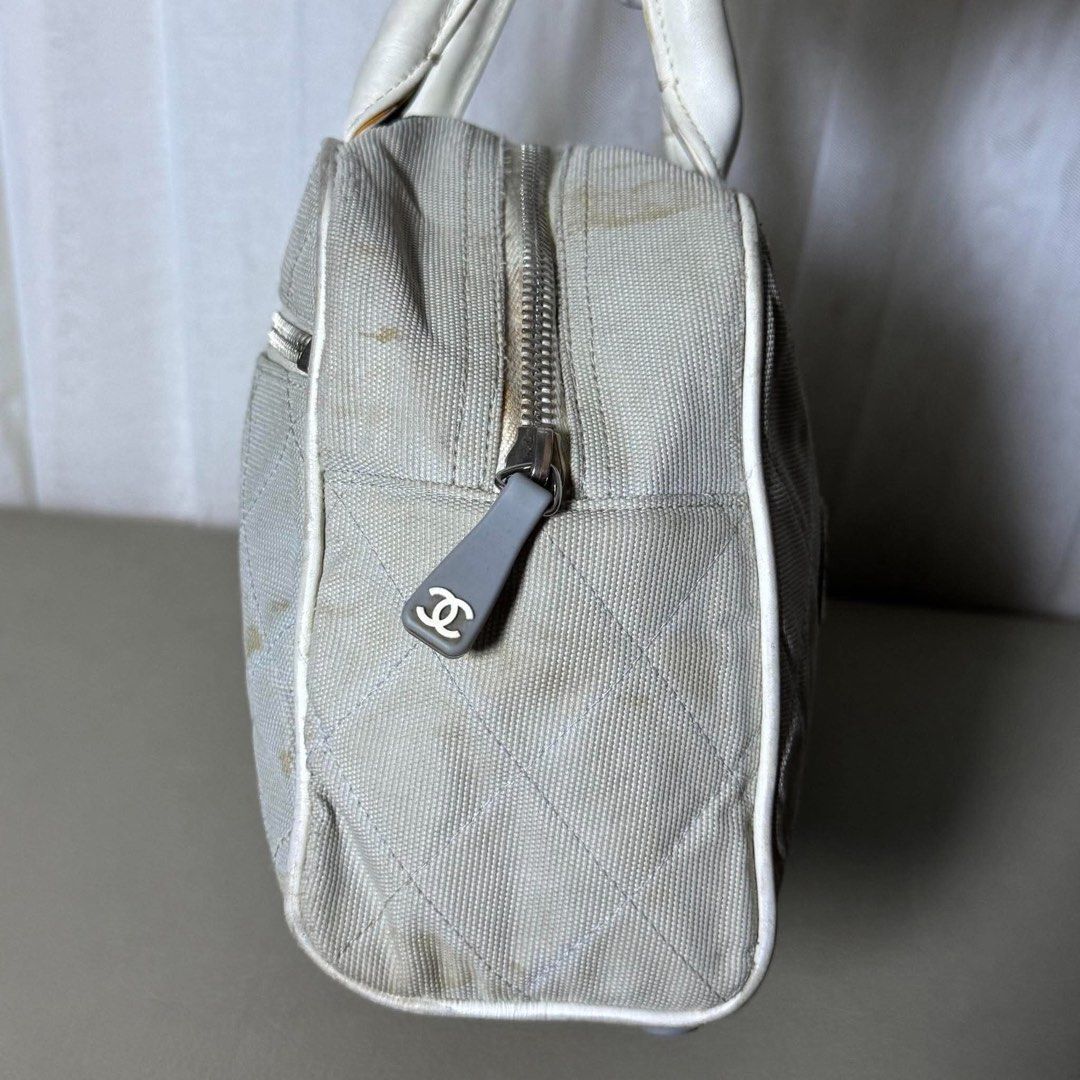 Chanel Quilted Canvas Boston Handbag Beige (Category: Luxury Bags & Wallets) located in Madrid. Submitted by jhunaceee (Listing ID 1464893984, Image 3). Description: - Authentic Chanel Boston handbag Need bagspa Maganda pa ang bag Bag only.