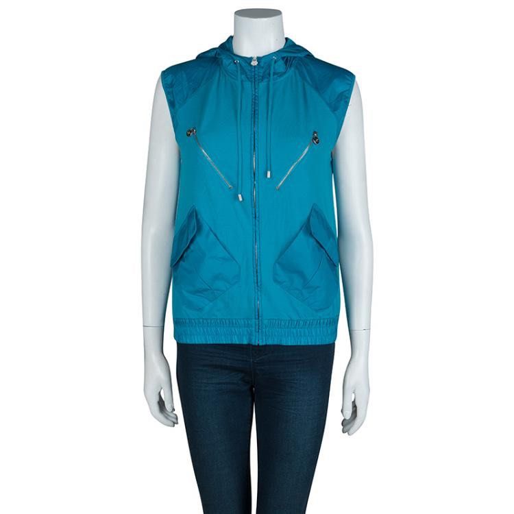 Chanel Turquoise Blue Sleeveless Nylon Jacket (Category: Luxury Apparel) located in Las Pinas. Submitted by dhliacmp (Listing ID 1464914795, Image 2). Description: Chanel Sleeveless Nylon Jacket Authentic! Missing neck tag All riri zips! .
