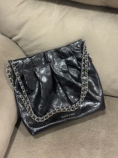 (Category: ) located in . Submitted by pinkmatcha0715 (Listing ID 1464962610, Image 1). Description: .