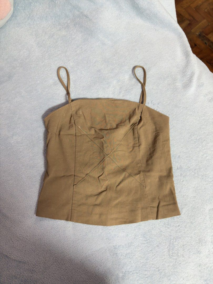 Charlotte Russe Brown Cami Top Size S (Category: Sleeveless) located in Antipolo. Submitted by hiekeyana (Listing ID 1464786559, Image 1). Description: - Brand: Charlotte Russe - Thrifter .