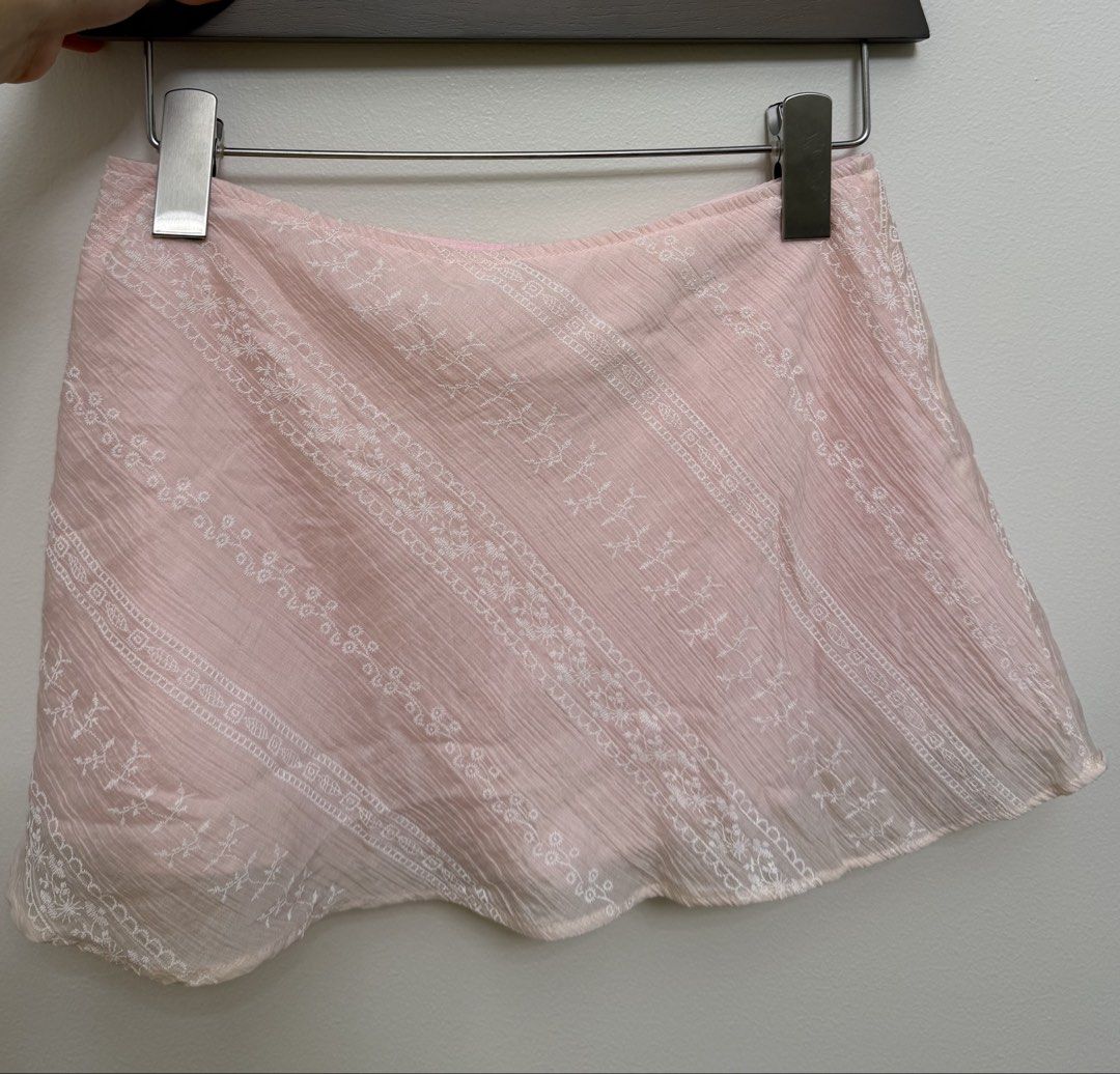 Cherie Skirt - from 1998beforethedawn (Category: Skirts) located in Makati City. Submitted by epicdeer_3520cd (Listing ID 1464861593, Image 1). Description: 🇻🇳 Cherie Skirt from the vietnamese brand 1998beforethedawn * Brand: 1998 Before the Dawn * Size: Small (S) 66cm waist * Color: Pink / cream * Condition: Brand new — only fitted once * Never worn out * No flaws or signs of wear.