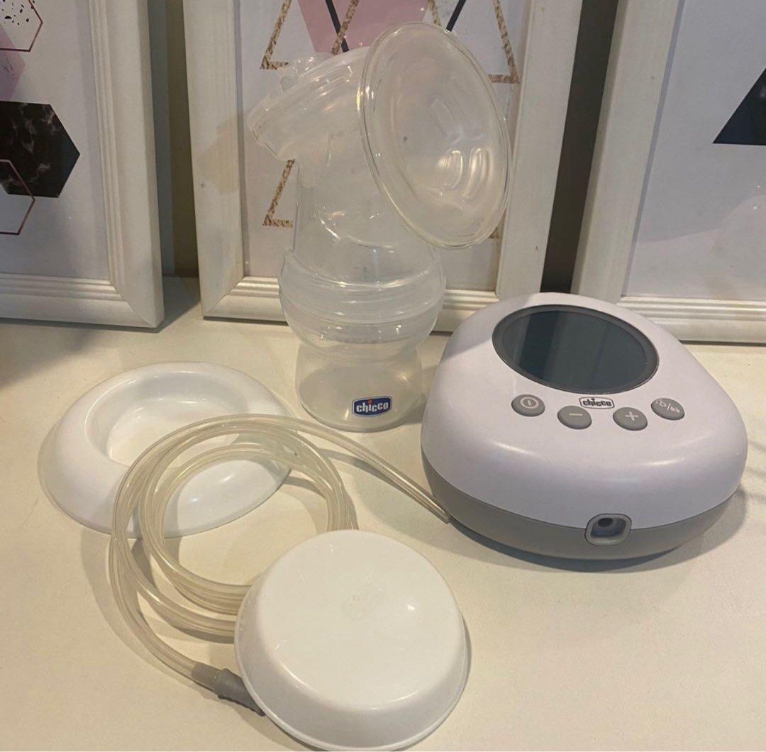 Chicco NaturallyMe Electric Breast Pump (Category: Breastfeeding & Bottle Feeding) located in Marikina City. Submitted by lovegoeson (Listing ID 1464772375, Image 1). Description: - Brand: Chicco NaturallyMe Electric Breast Pump - Condition: Gently used, clean, and fully functional - Features: Digital display with easy-to-use control buttons - Includes: Main pump unit, collection bottle, funnel attachment, connecting tubing, and base stand - Perf