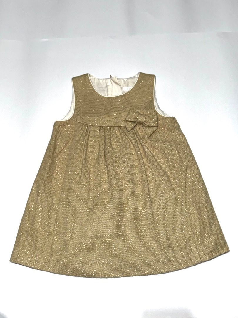 Chloè baby dress (Category: Babies & Kids Fashion) located in Quezon City. Submitted by kd.dd.onlinethrift (Listing ID 1464949687, Image 2). Description: May fine lints sa likod, barely noticeable..