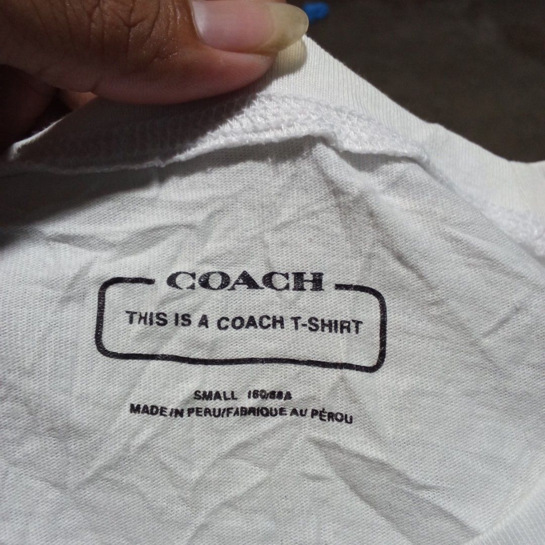 Coach (Category: Shirts) located in Manila. Submitted by tcbukay_zxc25 (Listing ID 1464881471, Image 3). Description: coach women's small issue dumi.