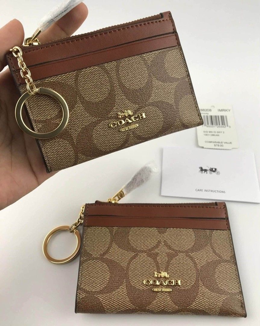 Coach Cardcase in Signature (Category: Wallets & Card holders) located in Quezon City. Submitted by bagsboutiqueph (Listing ID 1464965680, Image 2). Description: LAST PRICE POSTED. LIMITED STOCKS! BRANDNEW WITH INCLUSIONS. COLOR MAY SLIGHTLY VARY IN ACTUAL DUE TO LIGHTING AND CAMERA SETTING. OTHER PHOTOS WILL BE SEND DURING PURCHASE AND FOR SURE BUYERS ONLY. WHEN IN DOUBT, DO NOT ORDER. THANK YOU..