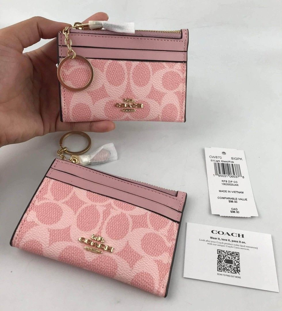 Coach Cardcase with Cardholder (Category: Wallets & Card holders) located in Quezon City. Submitted by bagsboutiqueph (Listing ID 1464965635, Image 3). Description: LAST PRICE POSTED. LIMITED STOCKS! BRANDNEW WITH INCLUSIONS. COLOR MAY SLIGHTLY VARY IN ACTUAL DUE TO LIGHTING AND CAMERA SETTING. OTHER PHOTOS WILL BE SEND DURING PURCHASE AND FOR SURE BUYERS ONLY. WHEN IN DOUBT, DO NOT ORDER. THANK YOU..