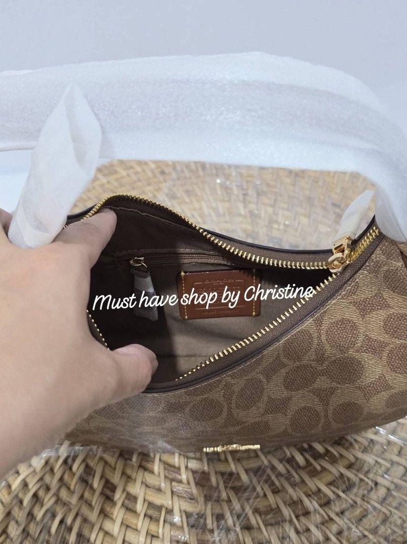 Coach Emily in brown tan (Category: Shoulder Bags) located in Bauang. Submitted by chictine (Listing ID 1464929734, Image 2). Description: Coach Emily in brown tan brandnew and sealed guaranteed original or moneyback source from US ✅Open for lay-away ✅Cop/Cod accepted with minimal dp courier: jnt/lbc location: La Union.
