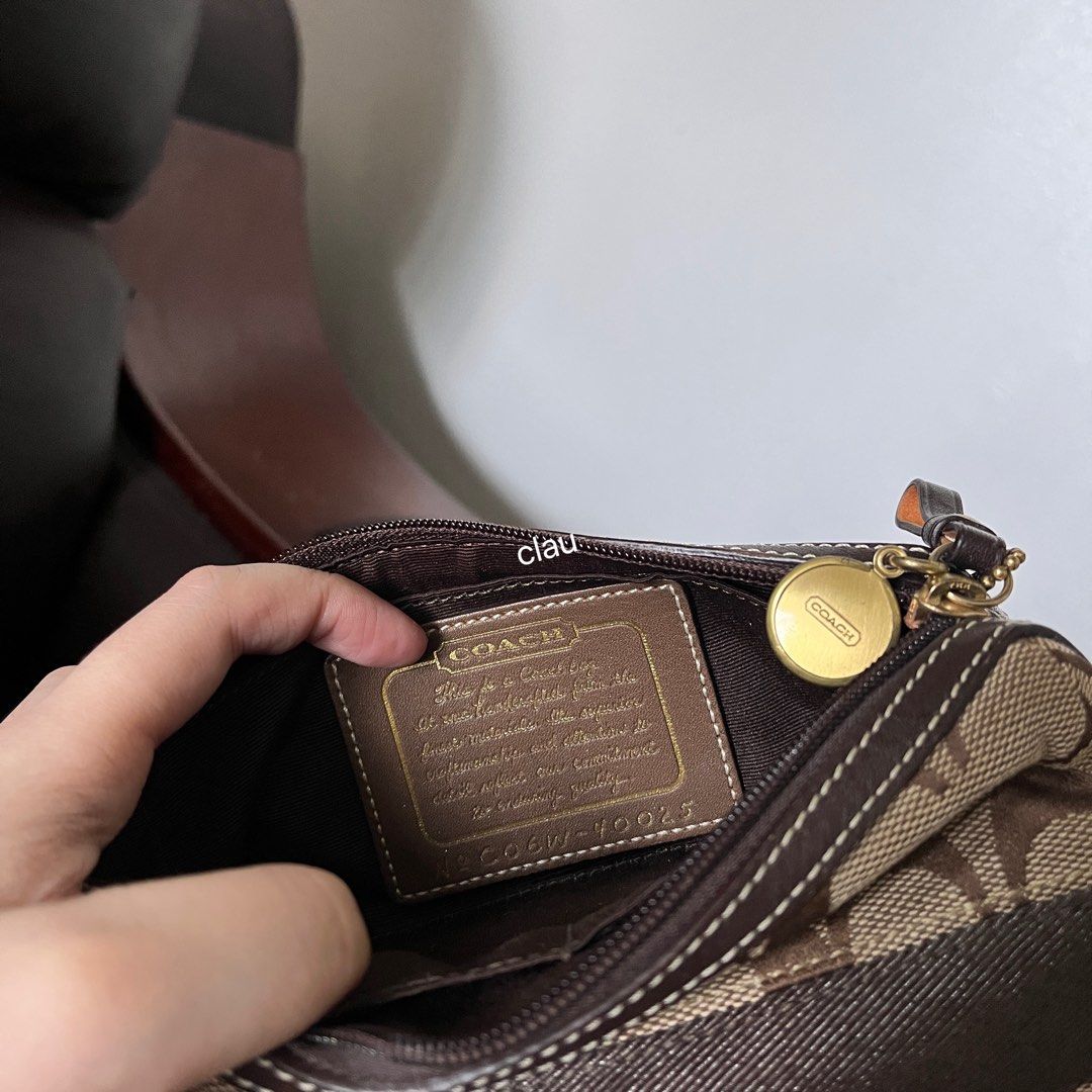 Coach monogram pouch (Category: Luxury Bags & Wallets) located in Muntinlupa City. Submitted by on.repeeat (Listing ID 1464807308, Image 3). Description: Good as new No issue Japan bought.