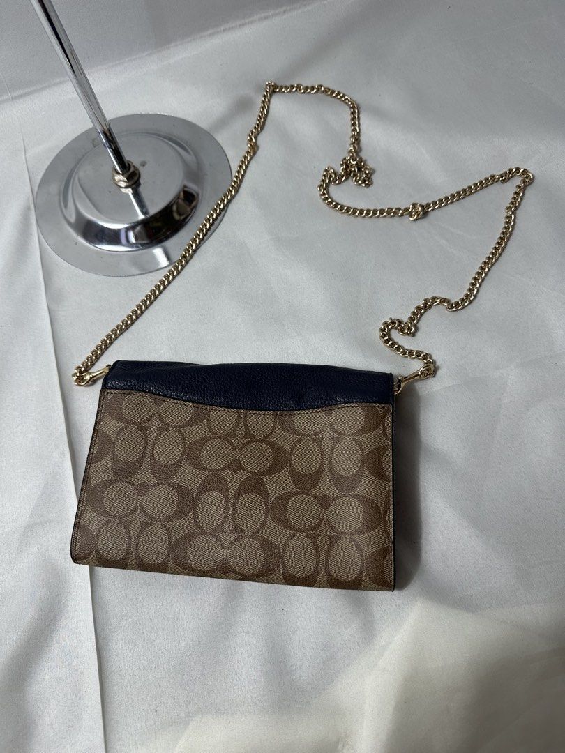 Coach Remi Chain Cross Body (Category: Cross-body Bags) located in Cabanglasan. Submitted by thefashiongarage.co (Listing ID 1464835394, Image 2). Description: Coach Remi Chain Cross Body Bag Minimal sign of wear and leather scratches .