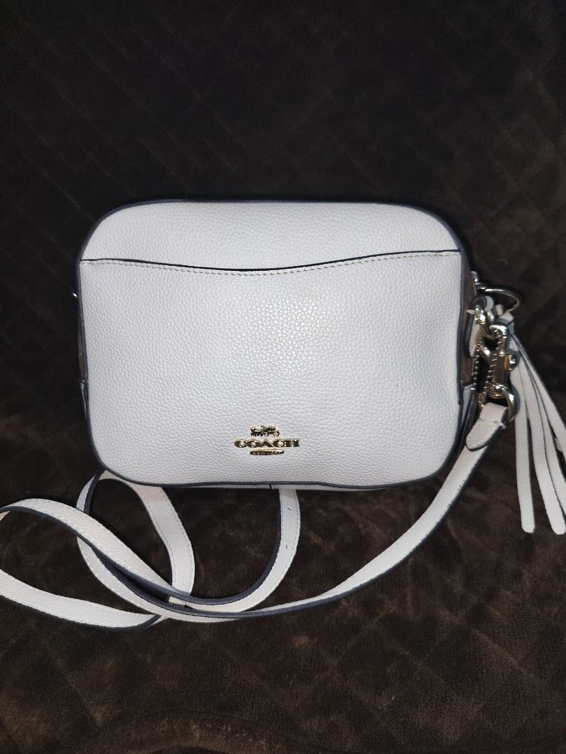 COACH x Disney Dumbo sling bag (Category: Cross-body Bags) located in Caloocan City. Submitted by jennielz (Listing ID 1464871132, Image 2). Description: COACH x Disney Dumbo Sling Bag -clean interior -ykk zip -made in vietnam -no cracking -intact rubberlining -NO issue.