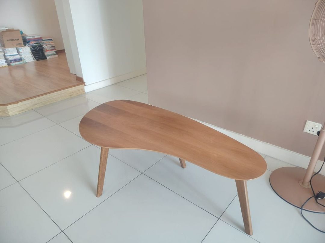 Coffee Table Code:CT-41 (Category: Tables & Sets) located in Petaling Jaya. Submitted by micron1786 (Listing ID 1464852697, Image 2). Description: [**Price above DOES NOT INCLUDE of delivery & Installation**] H 400mm W 1200mm Code :CT-41 Available :1 Condition : Goods We are specialist in BUY or SELL New/Used Home Furniture or Office Equipment [ Micron Furniture Trading sdn bhd ] 20 , Jalan PJS 3/46 , Sri Manja Square , Taman Sri Manja , 46000 Pe