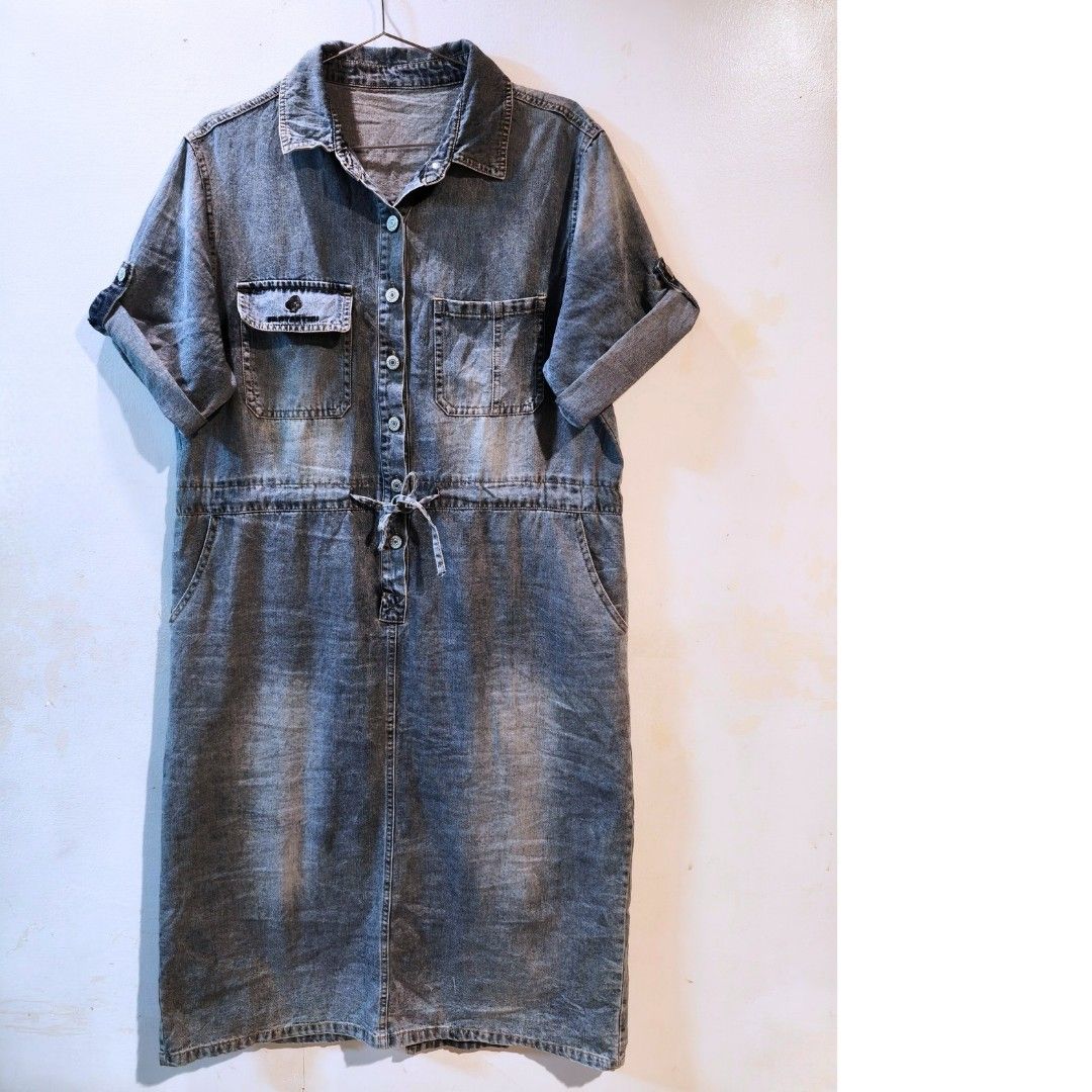 COLLARED DENIM DRESS (Category: Dresses) located in Quezon City. Submitted by trendyretro (Listing ID 1464882552, Image 3). Description: Only worn once can fit up to XL looks like 💯 brand new thick but soft acid colored denim fabric embroidered design long dress adjustable waist.