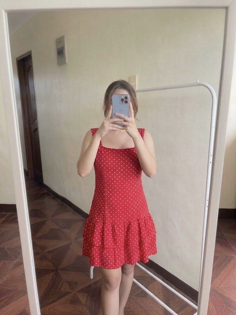 Collection Dresses 1 (Category: Dresses) located in Manila. Submitted by hirayawrites (Listing ID 1464940357, Image 1). Description: Paubos sale, buy na kayo pls. All brand new! PS: Pandagdag lang sa pang hike 🫶.