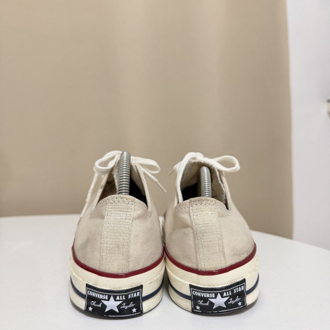 Converse Chuck 70 Low (Category: Casual Shoes) located in Abucay. Submitted by wellnessessentials (Listing ID 1464943821, Image 3). Description: Converse Chuck 70 Low • Size: US 9 • Condition: Used • P1,800 .