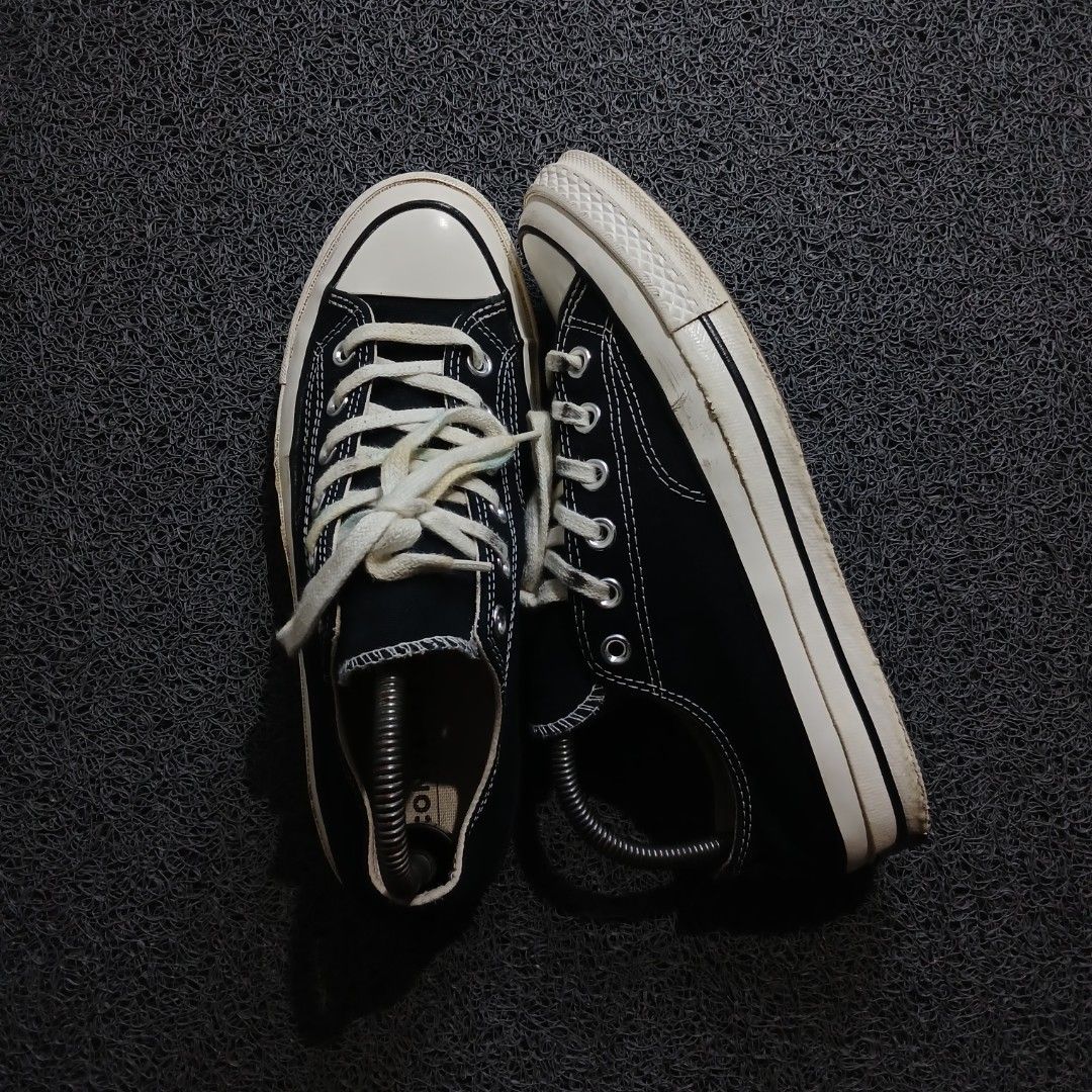 Converse Chuck 70 Low Black (Category: Sneakers) located in Cagayan de Oro. Submitted by sapatos_series (Listing ID 1464923356, Image 2). Description: C0NVĒRSĒ CHŪCK T4YLØR 🔥 good condition us7 eur40.5 25.5cm 1299 +sf.