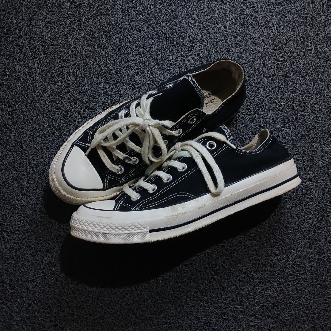 Converse Chuck 70 Low Black (Category: Sneakers) located in Cagayan de Oro. Submitted by sapatos_series (Listing ID 1464923356, Image 1). Description: C0NVĒRSĒ CHŪCK T4YLØR 🔥 good condition us7 eur40.5 25.5cm 1299 +sf.