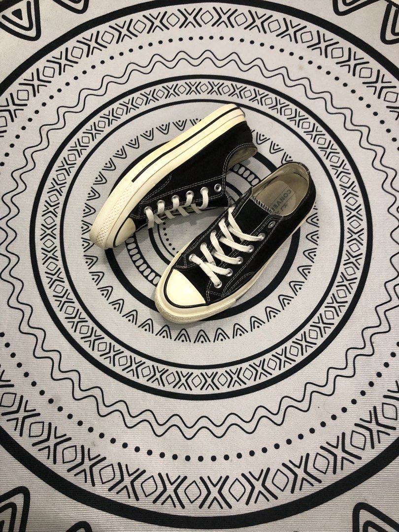 Converse Chuck Taylor 70’s Low 🔥 (Category: Sneakers) located in Quezon City. Submitted by sjts22 (Listing ID 1464932106, Image 2). Description: •Verygood condition •Minimal heeldrag .