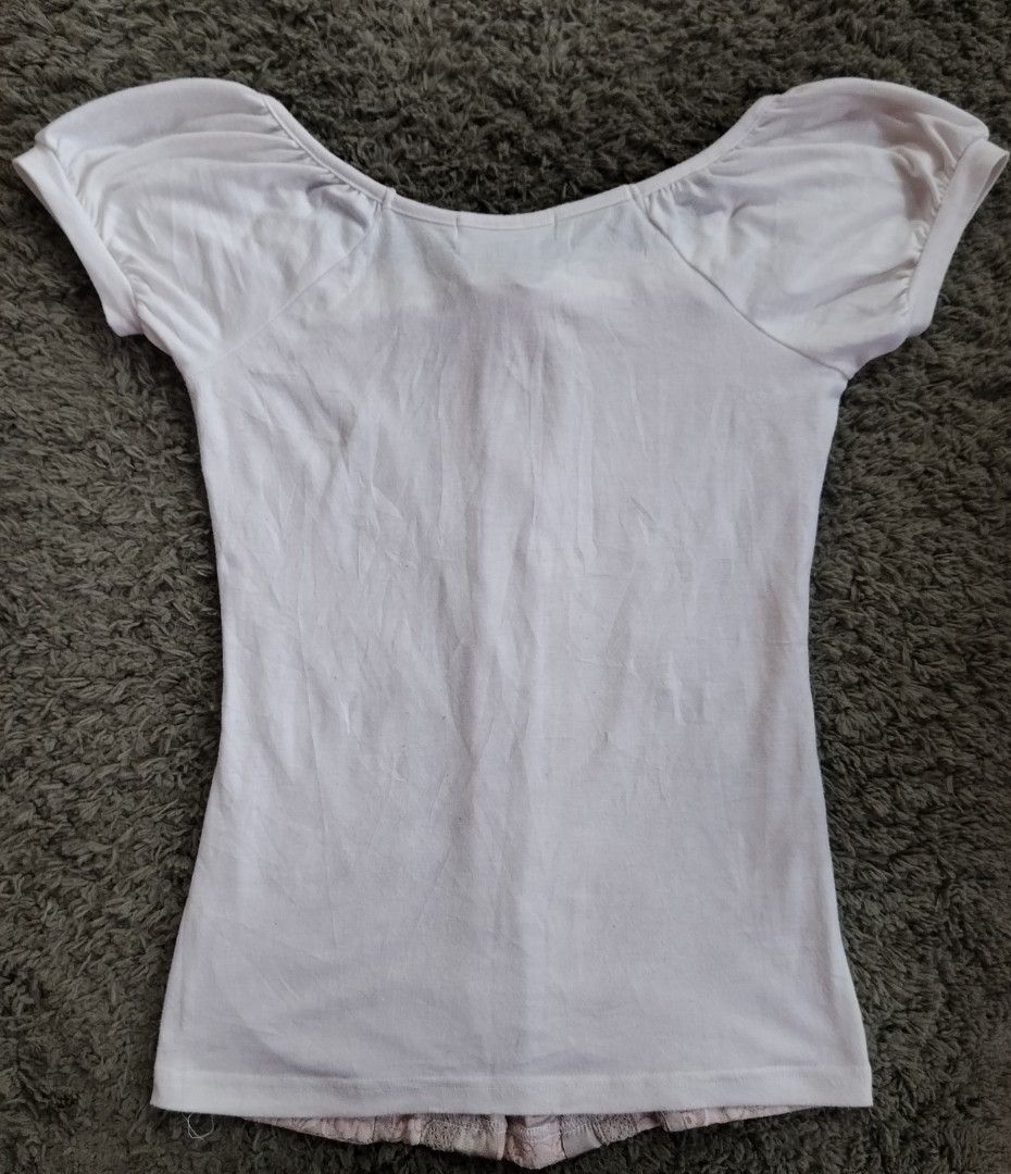 Coquette Corset Top (Category: Blouses) located in Baguio. Submitted by nnthnnth (Listing ID 1464880271, Image 2). Description: 16"+ x 23".