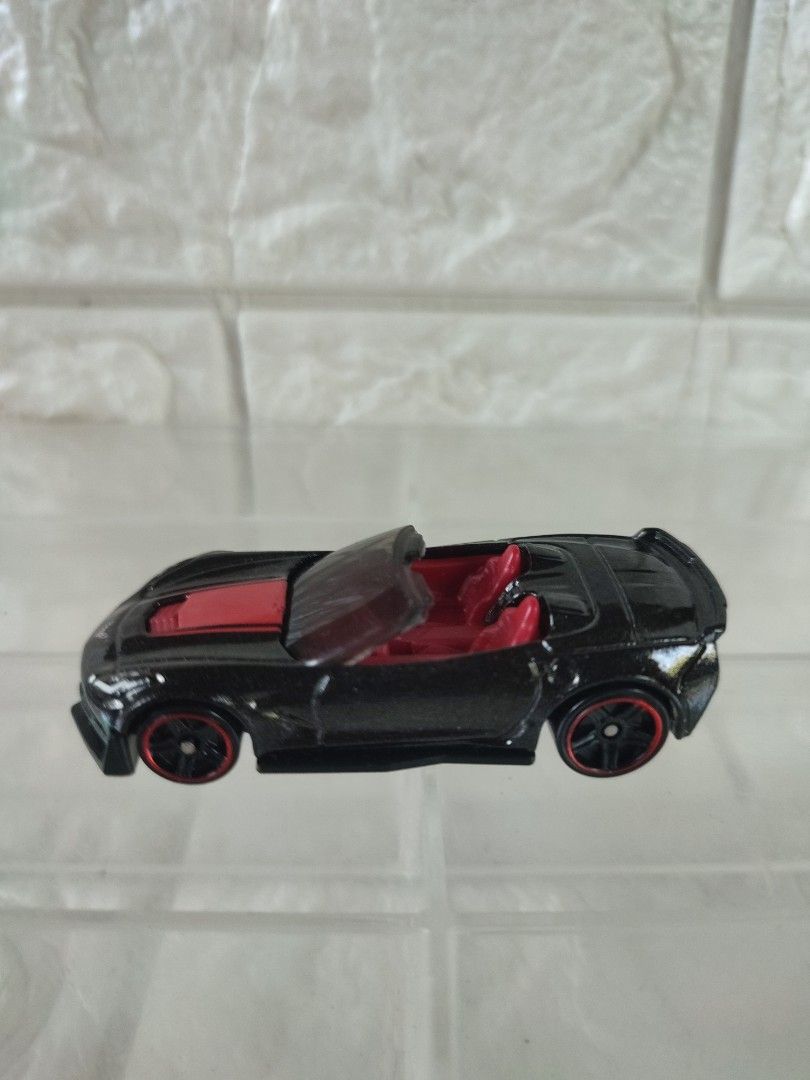 Corvette c7 z06 convertible loose (Category: Vehicle & Diecast Models) located in Narvacan. Submitted by jigger85 (Listing ID 1464774285, Image 1). Description: mint loc. ilocos sur ship thru JNT and LBC.