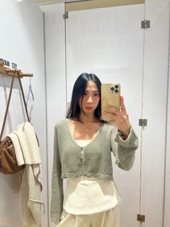 (Category: ) located in . Submitted by yvettepreloved (Listing ID 1464803648, Image 1). Description: .