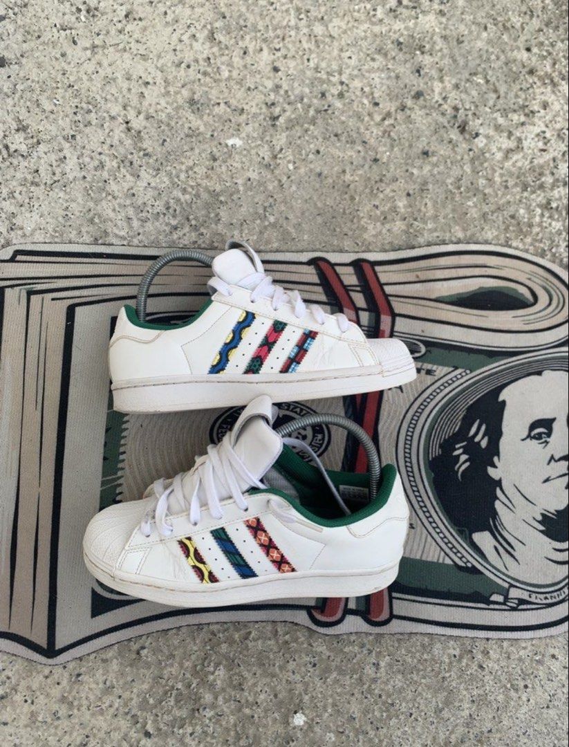 Craig & Karl Superstar (Category: Dress Shoes) located in Bacolod City. Submitted by claiiyy (Listing ID 1464870381, Image 1). Description: SIZE 40 FIT ON 41 .