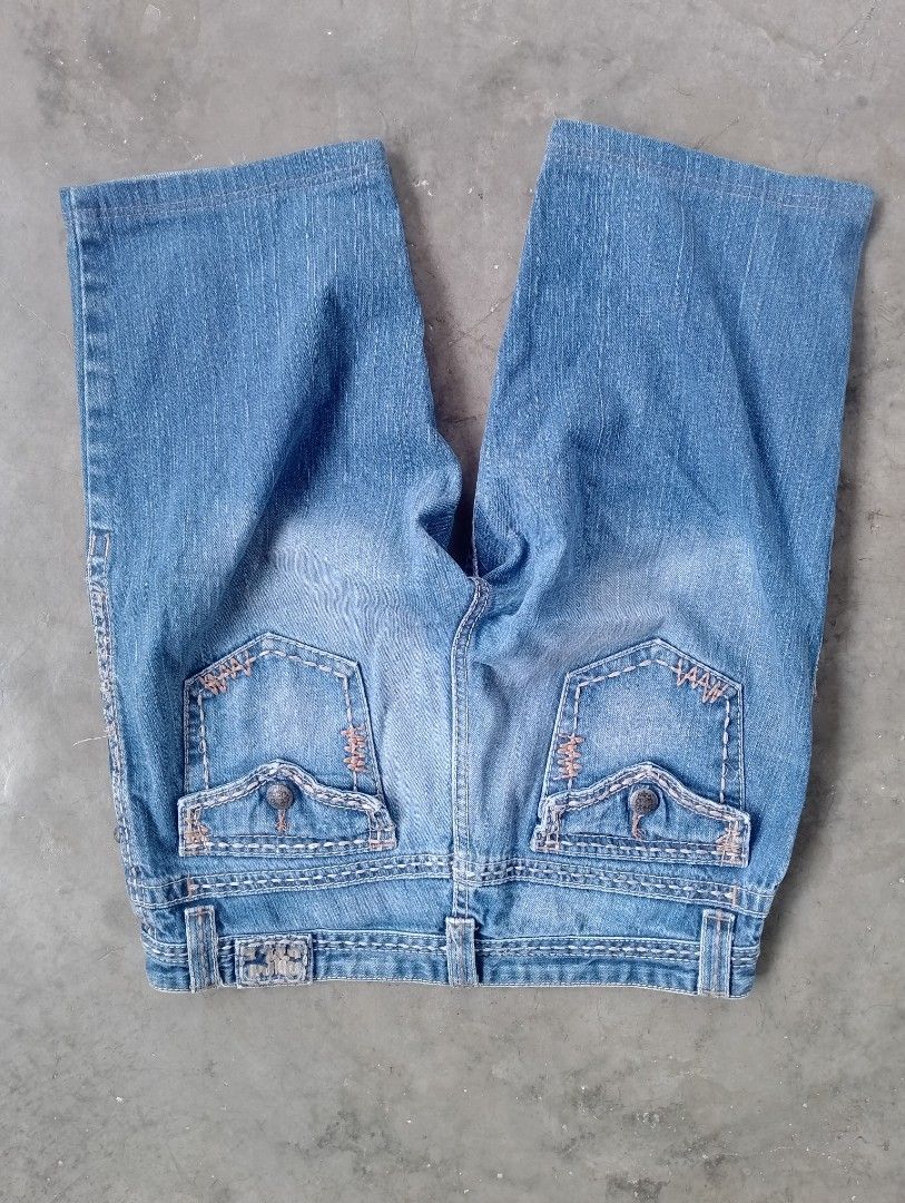 Cruel Jorts (Category: Shorts) located in Manila. Submitted by cy_thrift (Listing ID 1464915535, Image 2). Description: ₱350 + SF CRUEL JORTS W — 36" L — 23" LEG OPENING — 9" 📦 J&T NATIONWIDE 📩 PM ME FOR MORE DETAILS.