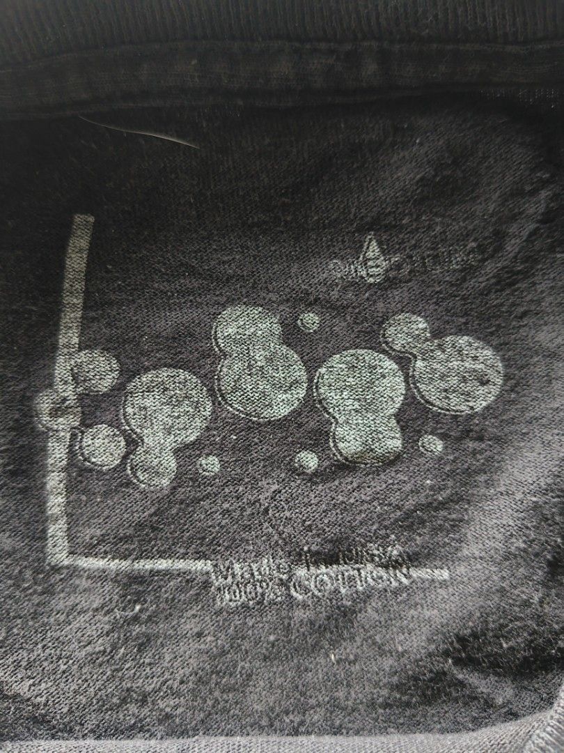 Crumb (Category: Tshirts & Polo Shirts ) located in Legazpi City. Submitted by genobecollectives (Listing ID 1464771395, Image 3). Description: Crumb 400 free ship medium 20 x 27 2023 Tour T-Shirt my crack ang print sa ibang part dm📩 .