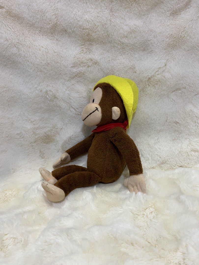 Curious George (Sun Arrow) plush (Category: Plushies & Soft Toys) located in Kalibo. Submitted by ollie_stuffshop (Listing ID 1464776839, Image 2). Description: 32cm x 14cm Before you send your inquiries: ❗️Last Price is already posted ❗️Manage your expectations, WYSIWYG ❗️May need washing ❗️Dropoff is every Wednesday & Sunday.