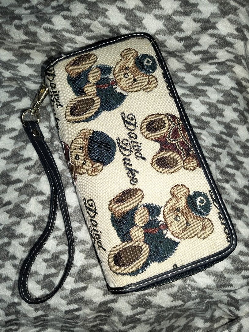 DAVID DUKE double zip Long Wallet (Category: Wallets & Card holders) located in Caloocan City. Submitted by girlshopmcollection (Listing ID 1464871974, Image 1). Description: .