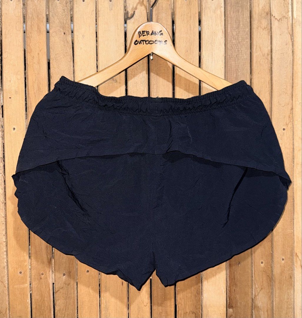 Decathlon Black Running Shorts (Category: Activewear) located in Maramag. Submitted by ghab82885 (Listing ID 1464842837, Image 3). Description: Decathlon Women’s Shorts Excellent condition No issue Cut wash tags, 100% Authentic Size 30-32” on tape x L10.5” 250 only.