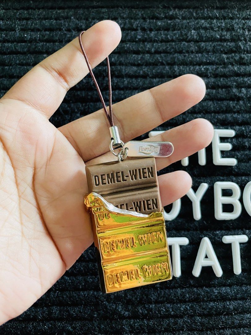 Demel Wien Chocolate Figure Keychain (Category: Interactive Toys) located in Rizal. Submitted by kim.gnzls (Listing ID 1464845803, Image 1). Description: From Japan Box Brand new. Pm for more details (WYSIWYG) ▪ Seabank/Maribank Payment ▪ Flash\JNT\Lalamove 📍 Rodriguez, Rizal.