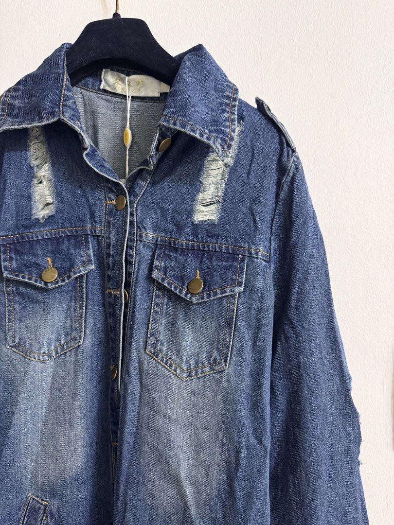 Denim Dress (Category: Dresses) located in Paranaque City. Submitted by simplylizzy (Listing ID 1464869014, Image 2). Description: .