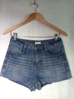 (Category: ) located in . Submitted by threadsandthingsph.gem (Listing ID 1464722237, Image 1). Description: .