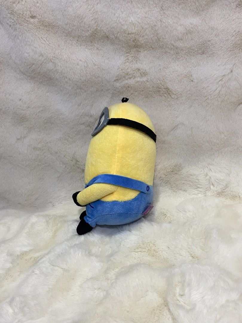 Despicable Me’ Kevin (T-Arts) plush (Category: Plushies & Soft Toys) located in Kalibo. Submitted by ollie_stuffshop (Listing ID 1464774375, Image 2). Description: 24cm x 13cm Before you send your inquiries: ❗️Last Price is already posted ❗️Manage your expectations, WYSIWYG ❗️May need washing ❗️Dropoff is every Wednesday & Sunday.