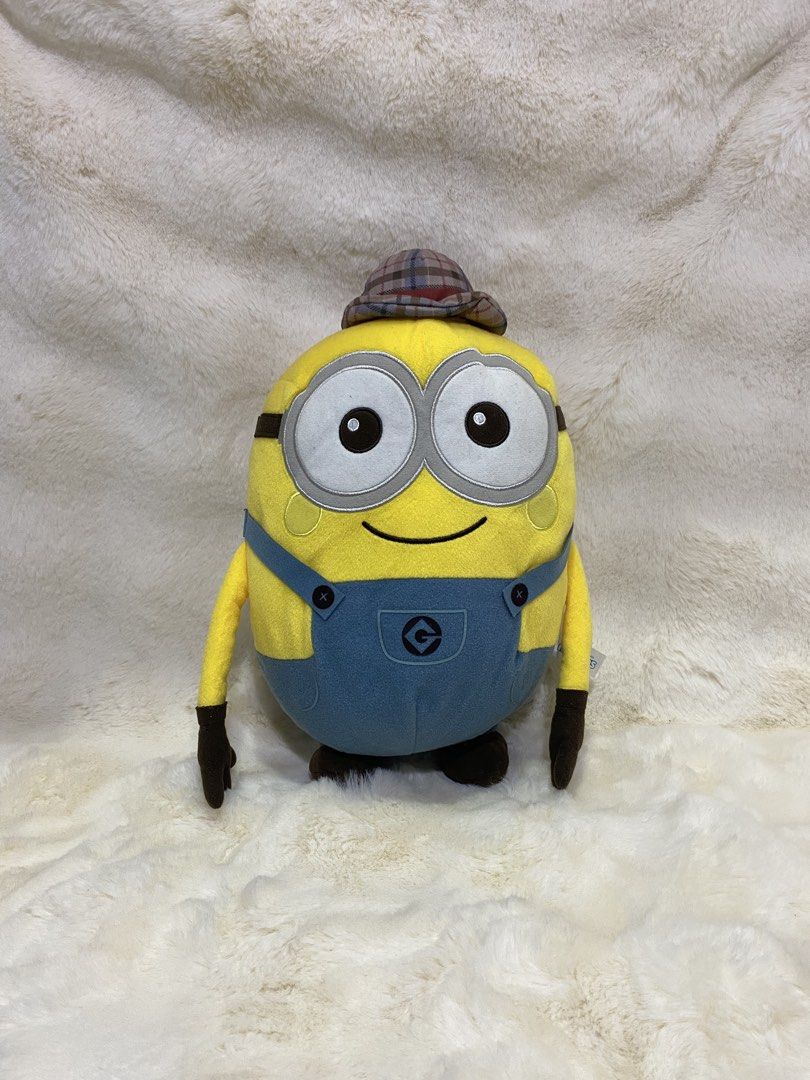 Despicable Me’ Minion Dave in hat plush (Category: Plushies & Soft Toys) located in Kalibo. Submitted by ollie_stuffshop (Listing ID 1464777695, Image 1). Description: 22cm x 18cm Before you send your inquiries: ❗️Last Price is already posted ❗️Manage your expectations, WYSIWYG ❗️May need washing ❗️Dropoff is every Wednesday & Sunday.