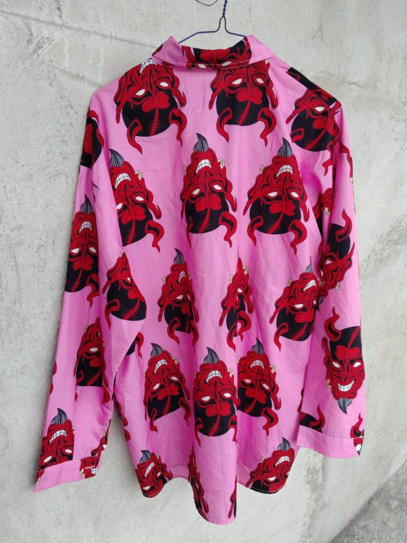 Devil longsleeve aop (Category: Coats, Jackets and Outerwear) located in Legazpi City. Submitted by genobecollectives (Listing ID 1464863781, Image 3). Description: Devil devil pink longsleeve 400 free ship 23 x 30 Washable stain Dm📩.