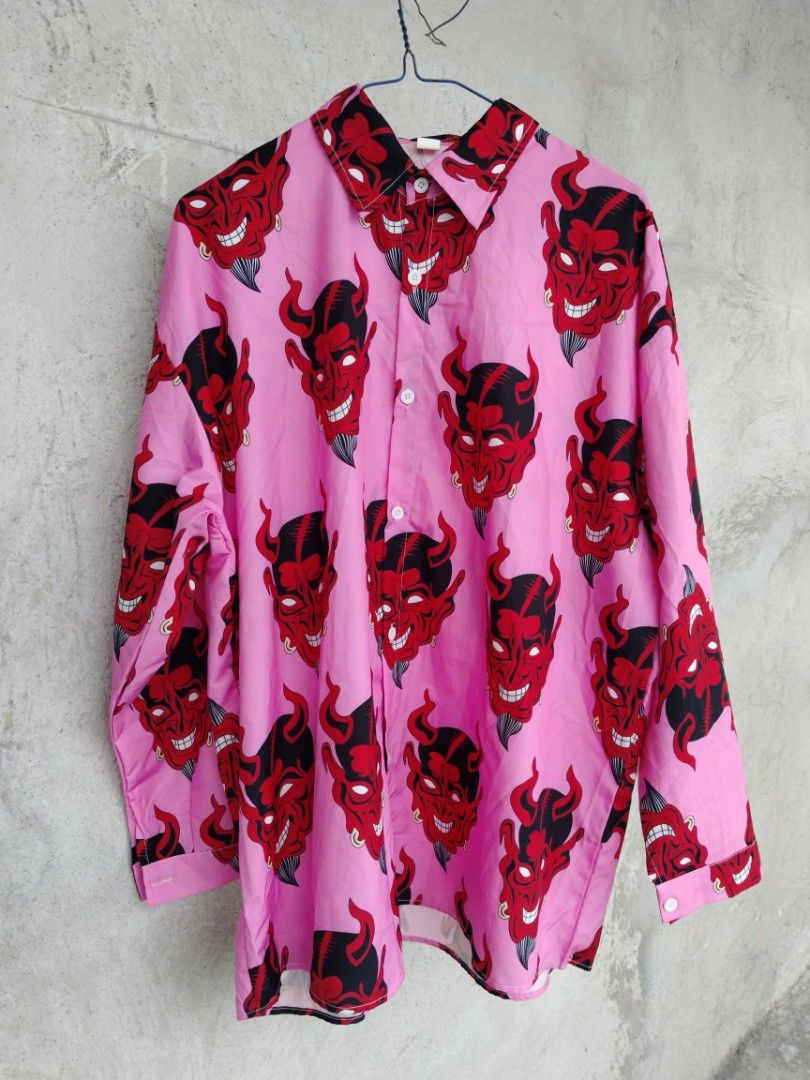 Devil longsleeve aop (Category: Coats, Jackets and Outerwear) located in Legazpi City. Submitted by genobecollectives (Listing ID 1464863781, Image 1). Description: Devil devil pink longsleeve 400 free ship 23 x 30 Washable stain Dm📩.
