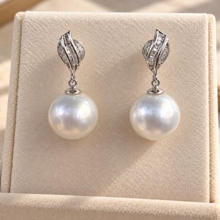 (Category: ) located in . Submitted by aishahgirlshop (Listing ID 1464817001, Image 1). Description: .