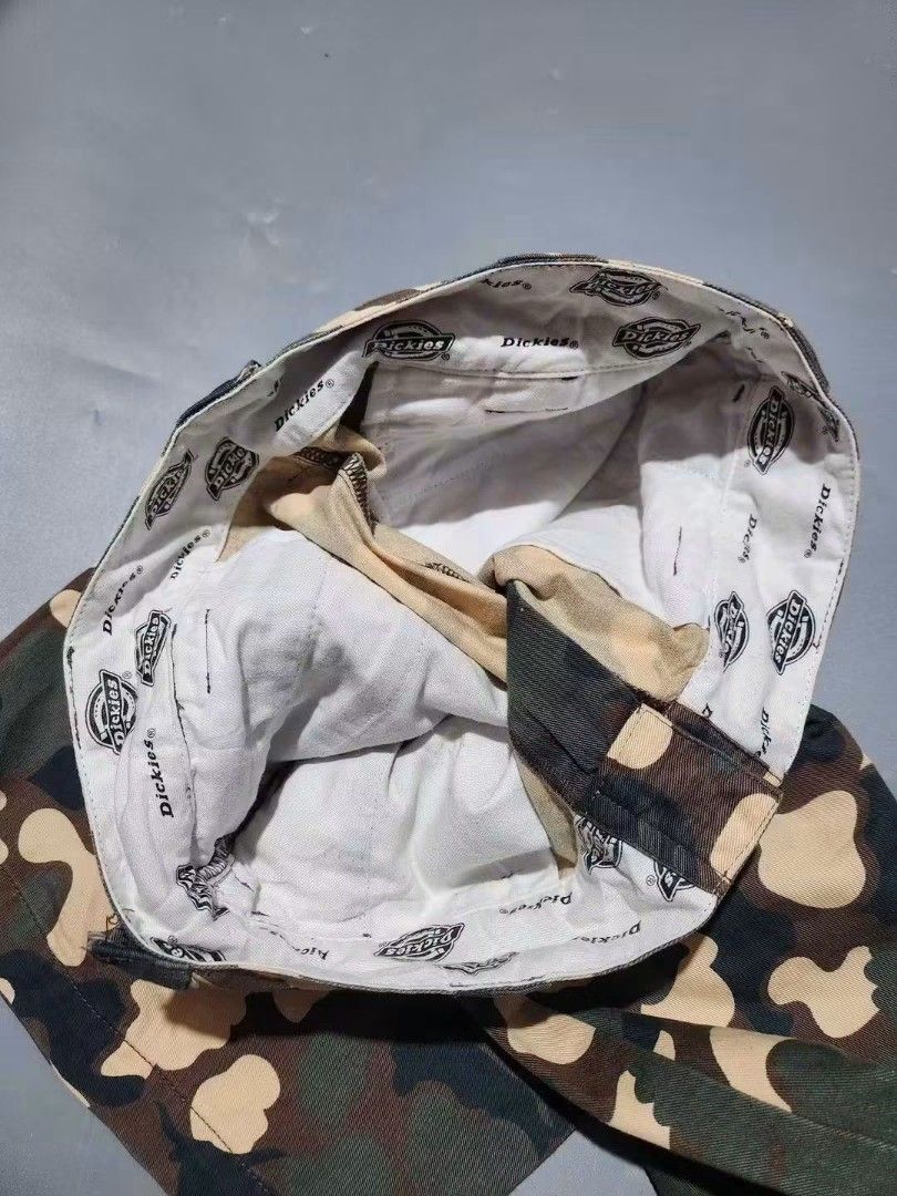 dickies (Category: Activewear) located in General Santos City (Dadiangas). Submitted by alzacksimo35414 (Listing ID 1464887366, Image 3). Description: 680 +sf PHOTO MAY VARY DUE TO LIGHTING 🥰 Brand: DICKIES wideleg ✅️actual dimention 28-30 × 20.5 ✅️exc. condition ✅️9.7 colorate ✅no issue DISCLAIMER: Please note that I ZACK SIMON is not affiliated with or endorsed by any brand. Any brand names or trademarks mentioned are the properties of their r