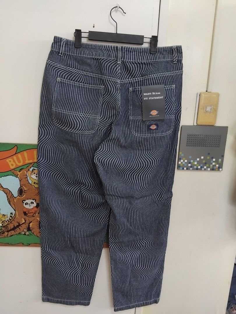Dickies Wavy Hickory Baggy Pants (Category: Jeans) located in Pasig City. Submitted by hustlexcurate (Listing ID 1464807223, Image 2). Description: Dickies Wavy Hickory Baggy Pants Size 32 on tag fits 34 Dimensions; Waist: 34 inches Lenght: 43 inches Leg Opening: 8 inches.