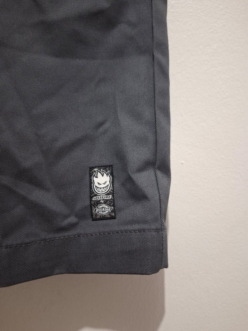 Dickies x spirfire wheels size 30 (Category: Shorts) located in Tarlac. Submitted by christopher.24 (Listing ID 1464875597, Image 2). Description: good as new crispy legit.